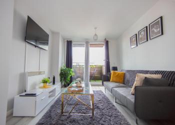 Birmingham City Centre Apartment with Balcony, Birmingham (photo 3)
