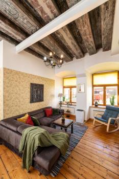 15th Century Flat with Parking, High Ceilings, Таллин (фото 2)