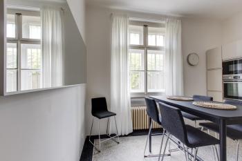 Large Garden Villa Suite Business-Leisure-Sports, Прага (фото 4)