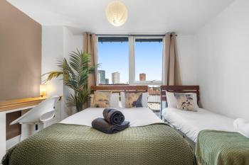Asian Suite 15 Nights Stay with Balcony, Netflix and City View, Birmingham (fotografie 4)