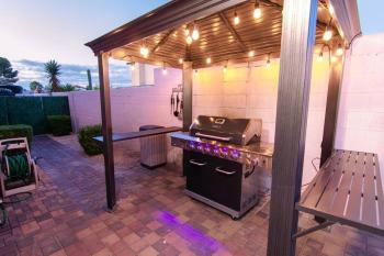 Family Friendly Close of Strip Hot Tub and Driveway, Las Vegas (foto 5)