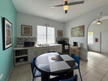 Prime Location at Condado Beach 2br 1 ba - Apt 3, San Juan (fotografie 4)