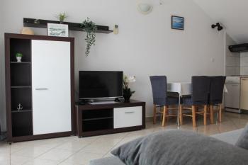 Apartment in Tribunj with sea view, balcony, air conditioning, W-LAN 5034-2, Трибунь (фото 2)