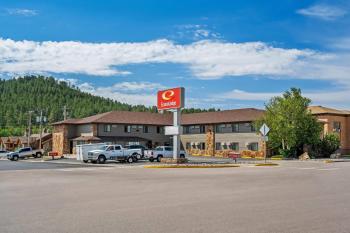 Econo Lodge, Downtown Custer Near Custer State Park and Mt Rushmore, Custer (photo 4)