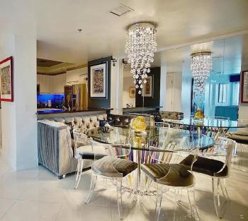 High-Rise Two-Bedroom Condo with Panoramic City Views, Las Vegas (foto 5)