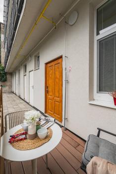 BNB Sancova Apartment with outdoor seating, Bratislava (Foto 2)