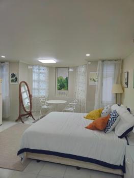 7 minutes from Apgujeong Station, Gangnam Rodeo, Garosu-gil, Luxury Street, Seoul (photo 5)