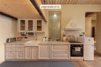 IQ wood apartment, Ljubljana (photo 2)