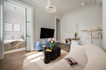 LA PERLE French-style Suite in the heart of Warsaw, wine & breakfast & premium service, Varsavia (foto 2)