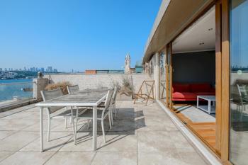Duplex Flat w Panoramic Bosphorus View and Terrace, Стамбул (фото 5)