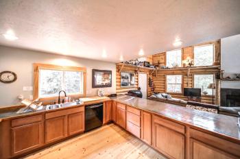 Cascade Log Cabin by Casago McCall - Donerightmanagement, Cascade (photo 5)