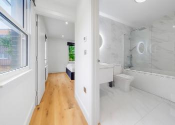 Brand New 2BR Flat Sleeps 6 Canada Water SE16, Londra (foto 5)