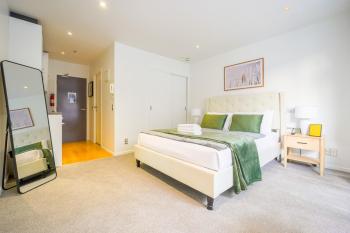 Central Auckland Studio Near Universities, Auckland (photo 3)
