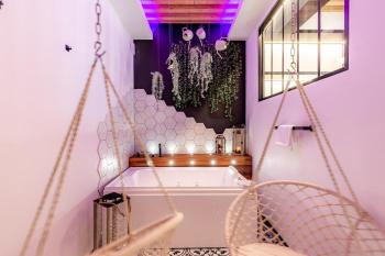 SWEET LEONE II -appartement avec spa privé-Lyon Place Terreaux, Lyon (photo 2)