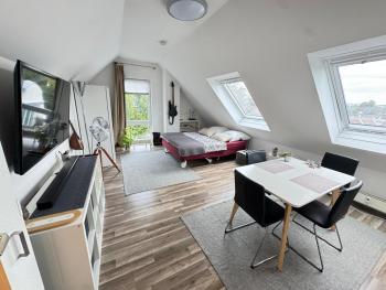 Gemütliche helle Dach-Wohnung in Frankfurt, Frankfurt/Main (photo 2)