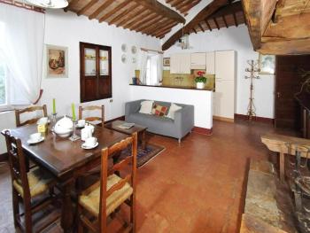 Charming House in Tuscany with Pool & Views, Sovicille (fotografie 2)