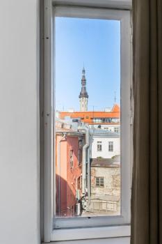 2-bed, 1,5-bath Old Town Flat with Sauna and Bar, Tallinn (foto 4)