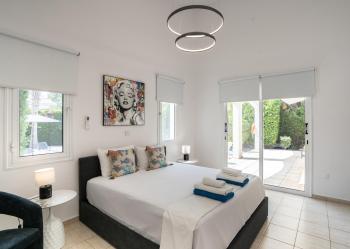 Villa Adela Coral-Bay !, Peyia (foto 4)