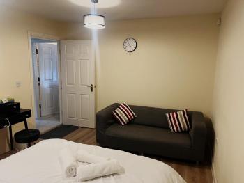 Apartment with Free Parking, Manchester (photo 4)