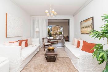 Upscale 1BR with Large Balcony in Trendy De Waterkant, Kapské Město (fotografie 4)