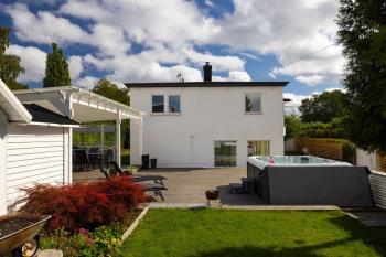 Comfortable & spacious villa near Stockholm city, Stockholm (photo 2)