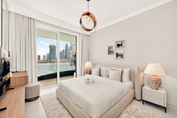Beachfront Luxury 2BR with Breathtaking Views, Dubaj (zdjęcie 4)