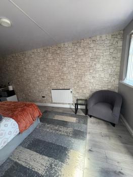 Large and spacious bedroom with en-suite, Бирмингем (фото 4)