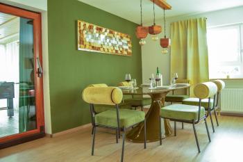Wellness & Fun am Bodensee - mit Pool, Kino, Tischkicker und Terrasse, Markdorf (Foto 3)