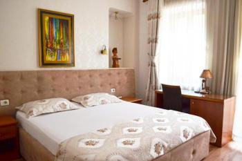 Hotel Villa Tafaj, Tirana (photo 2)
