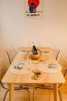 Cabañal Beach House - 10 min to ocean , FastWifi , SmartTV, AC, Valence (photo 4)