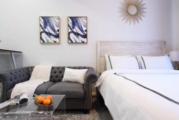 240-14 NEW Studio Prime Location W&D in unit, New York (Foto 5)