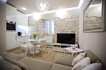 Apartment White Stone - Diocletian Palace, Split (photo 5)