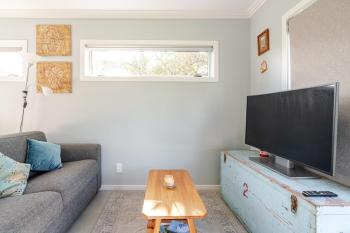 Modern Garden Cottage with Private Outdoor Area - New Lynn, Auckland (photo 4)