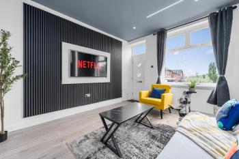 Modern Stay at Union Road Free Parking & Easy Access to Manchester, Bolton (photo 3)