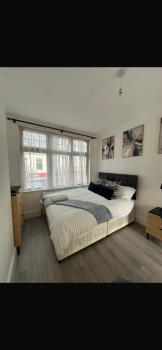 Modern 2 Bed in croydon, Croydon (zdjęcie 3)