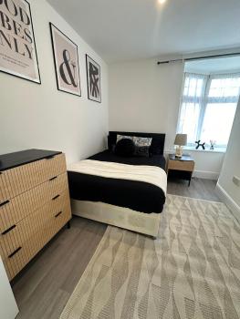 Modern 2 Bed in croydon, Croydon (zdjęcie 4)
