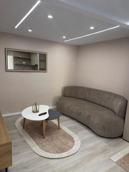 Luxury City Center Apartment - Free Parking, Tirana (foto 2)