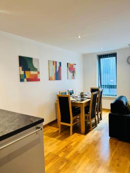City Centre Free Parking 2 Bedroom Apartment, Liverpool (photo 4)