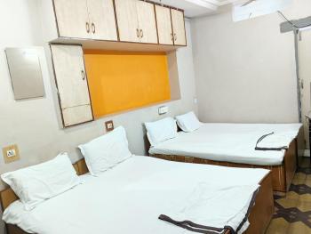 Hotel Tirupati, Раджкот (фото 3)