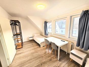 Monteurhaus mit zwei Wohnungen in Bremen-Mitte, Parkplatz & WLAN, Bremen (photo 4)