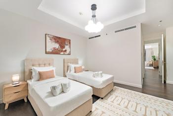 FIRST CLASS 2BR Spacious DIFC Living, Dubái (foto 2)