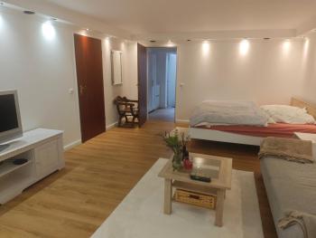 Ruhige FeWo Soutterainwohnung im Grünen, Hamburg (photo 2)