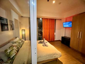 Azure Pool View with Balcony, WiFi and Netflix, Manila (fotografie 3)
