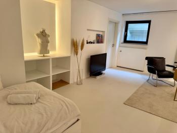 Eigene Souterrain Keller Wohnung nähe Olympiapark - von privat, Monachium (zdjęcie 5)