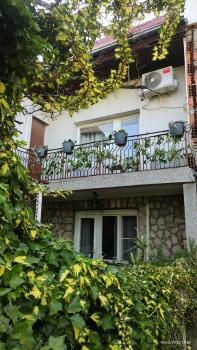 Digital nomad, comfy 80 sqm apt in private house,16 min by walk to center, quiet neighborhood, Skopje (photo 5)