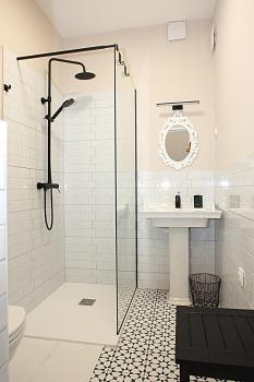 D Rooms Boutique Stay with Parking & Fast City Access, Ljubljana (photo 2)