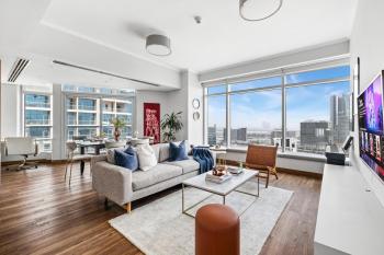 Luxury 1BR with Workspace Next To Dubai Mall, Дубай (фото 2)