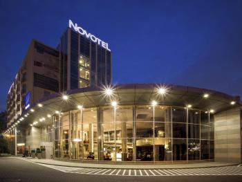 Novotel Warszawa Airport, Warsaw (photo 2)