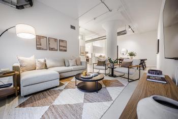 Industrial Style 2BR Condo Downtown LA With Rooftop!, Los Ángeles (foto 3)