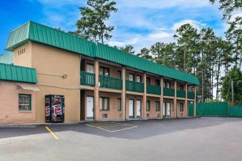 Super 8 by Wyndham Columbia/Ft. Jackson SC, Колумбия (фото 5)